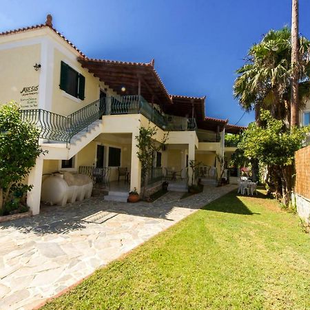 חראני Anesis Apartments מראה חיצוני תמונה