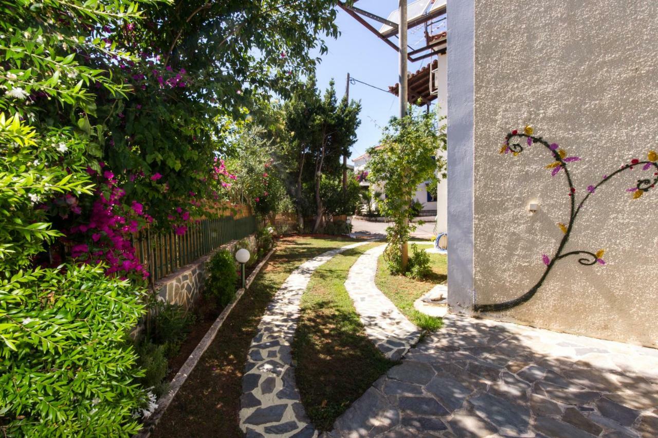 חראני Anesis Apartments מראה חיצוני תמונה
